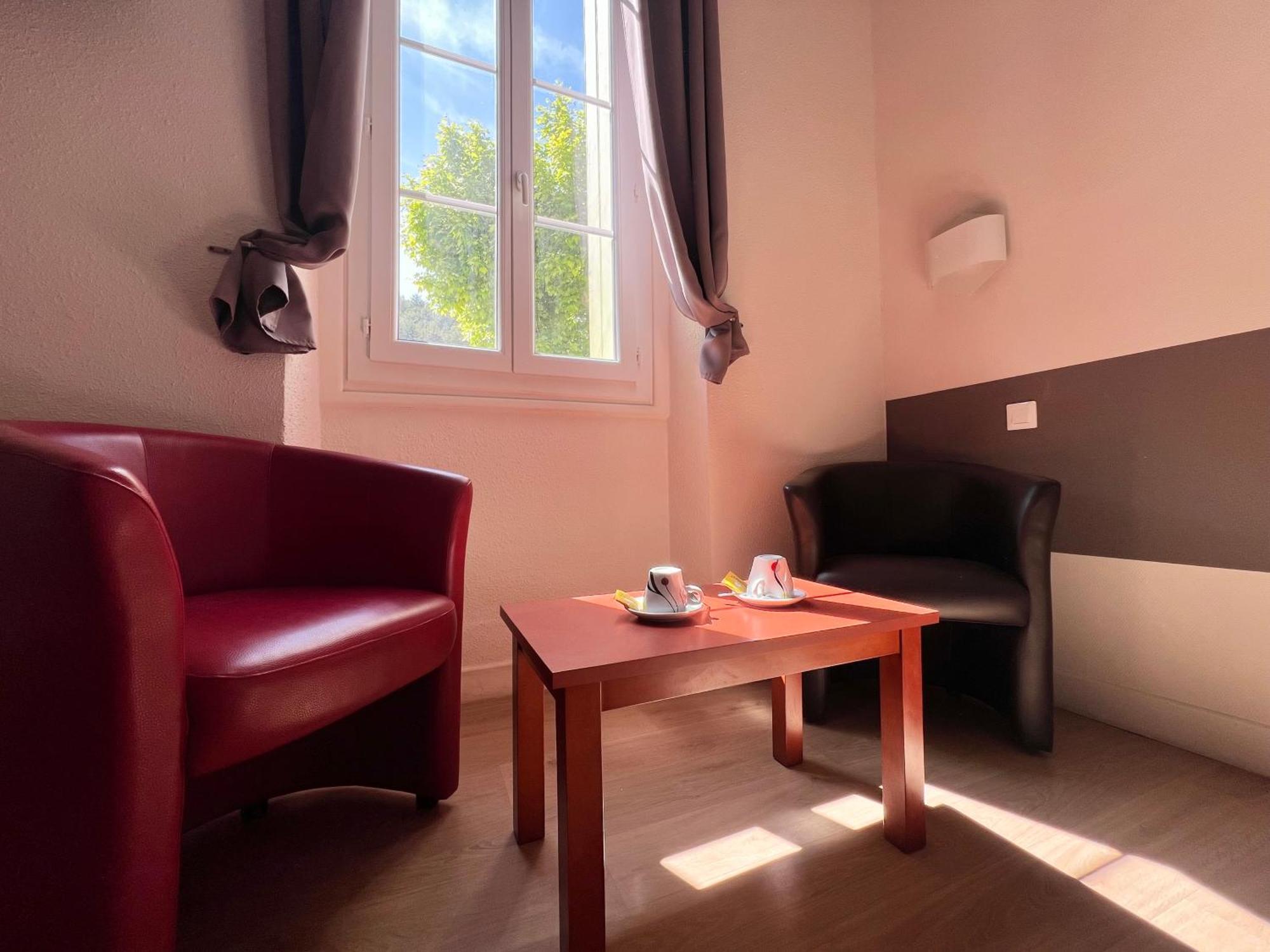 Logis Hotel Restaurant Des Thermes Ламалу-ле-Бен Екстериор снимка