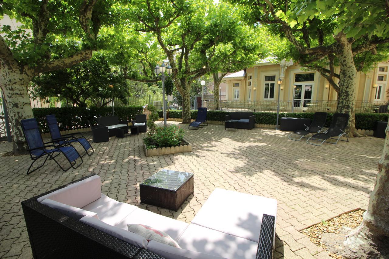 Logis Hotel Restaurant Des Thermes Ламалу-ле-Бен Екстериор снимка
